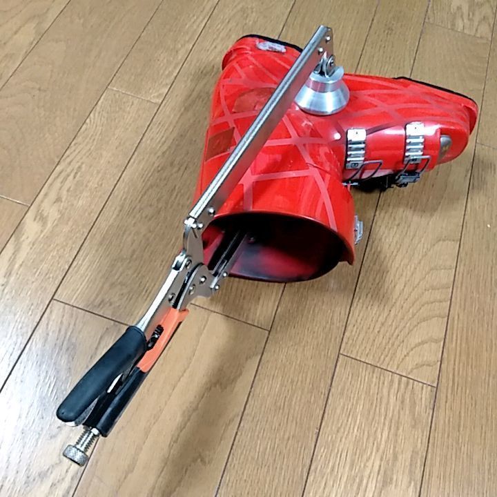 Ski Boot Punching Tool 滑々専科（すべすべせんか）